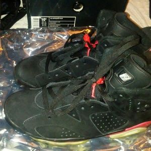 Air retro jordan 6 black size 10.5 infrared pack
